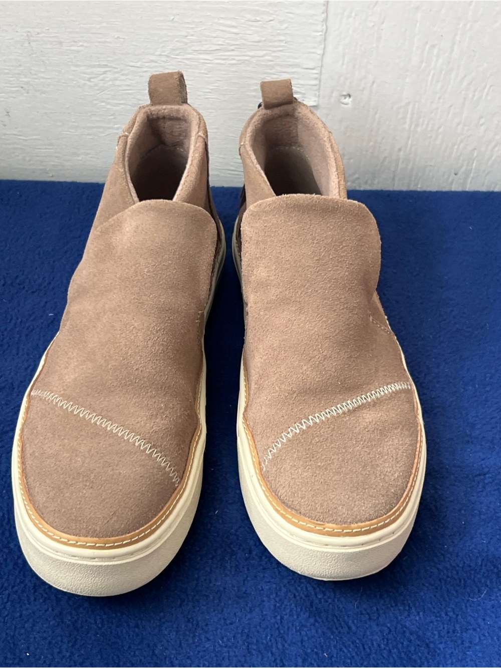 Toms Women's Slip-On Suede Ankle Booties - Light Brown